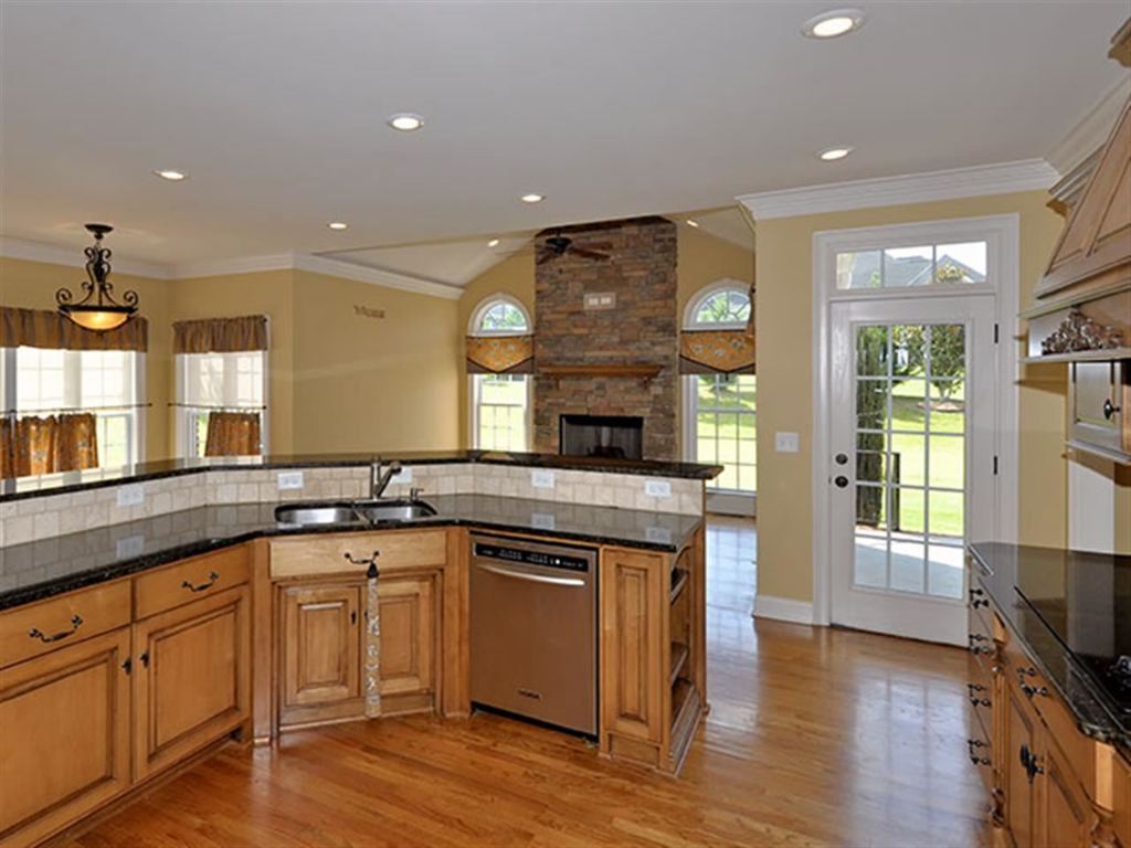 114 Shire Drive Anderson, SC 29621 - Photo 10 of 24 Gallery Image 10