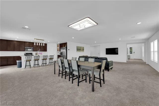 $2,850 | 8753 Vermont Vista Street, Las Vegas, NV 89113