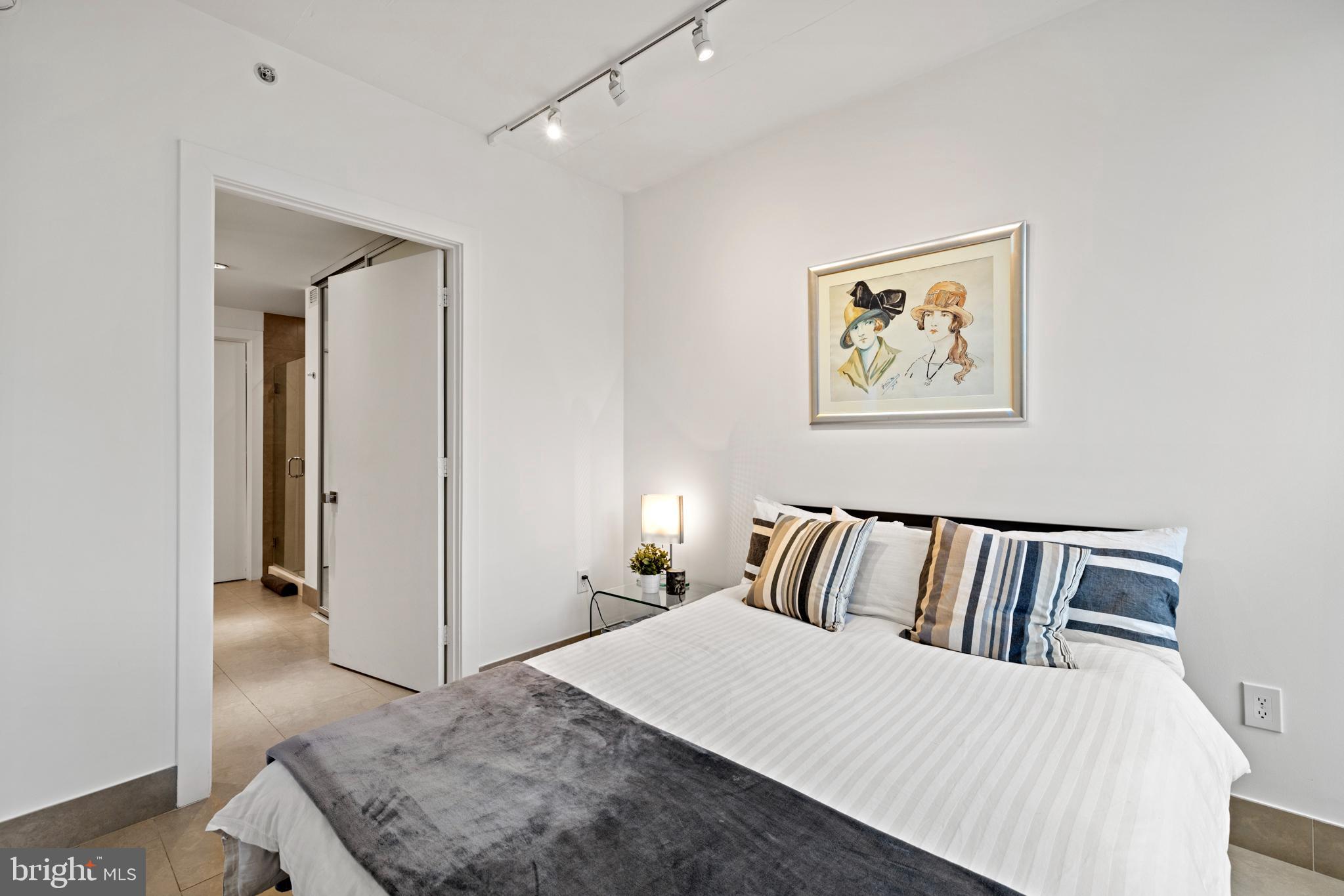 1133 14th Street Northwest, Unit 904 Washington, DC 20005 - Photo 14 of 31