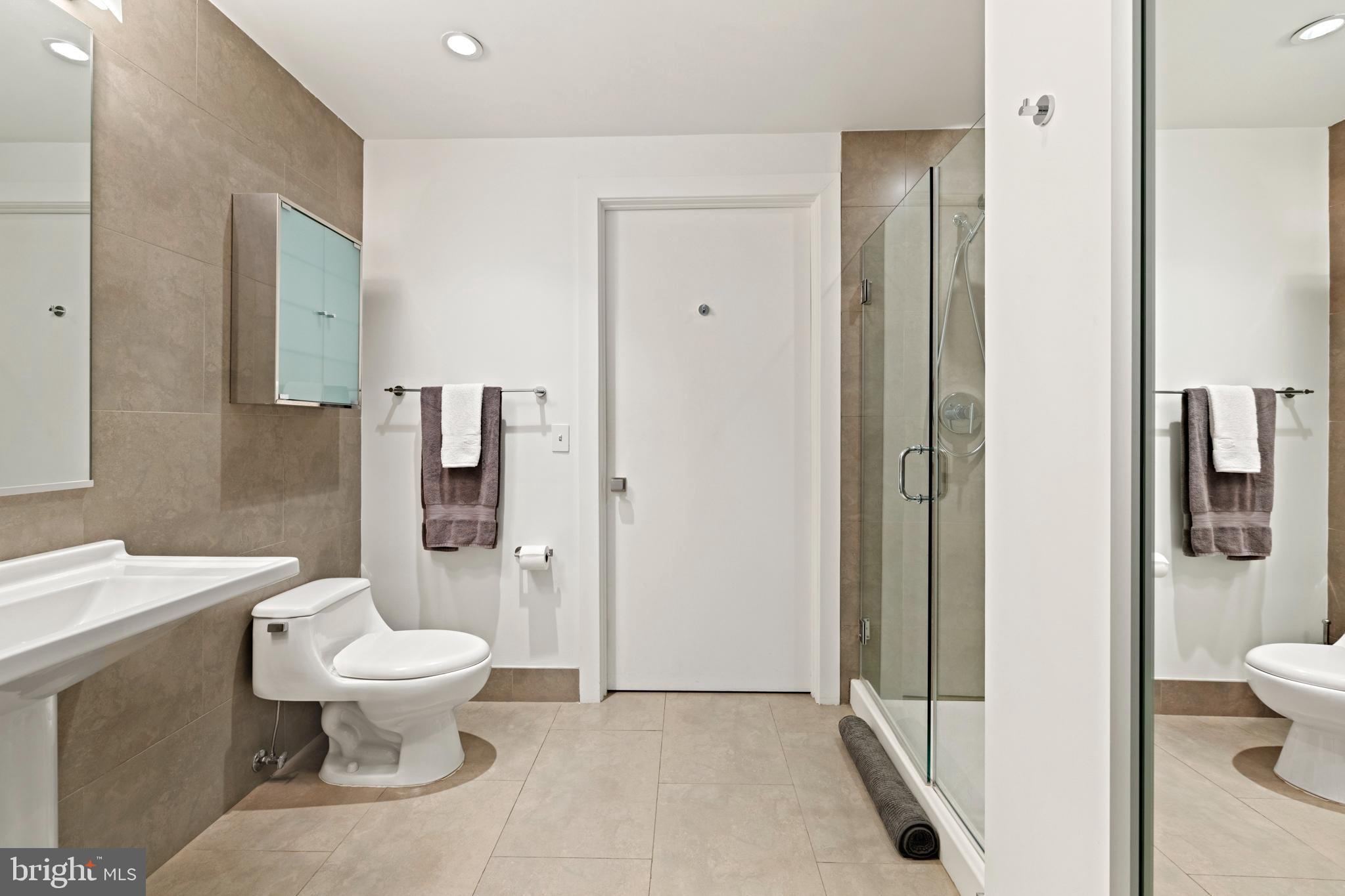 1133 14th Street Northwest, Unit 904 Washington, DC 20005 - Photo 17 of 31