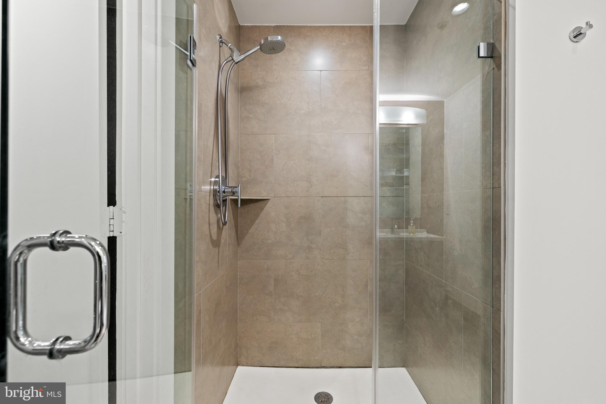 1133 14th Street Northwest, Unit 904 Washington, DC 20005 - Photo 18 of 31