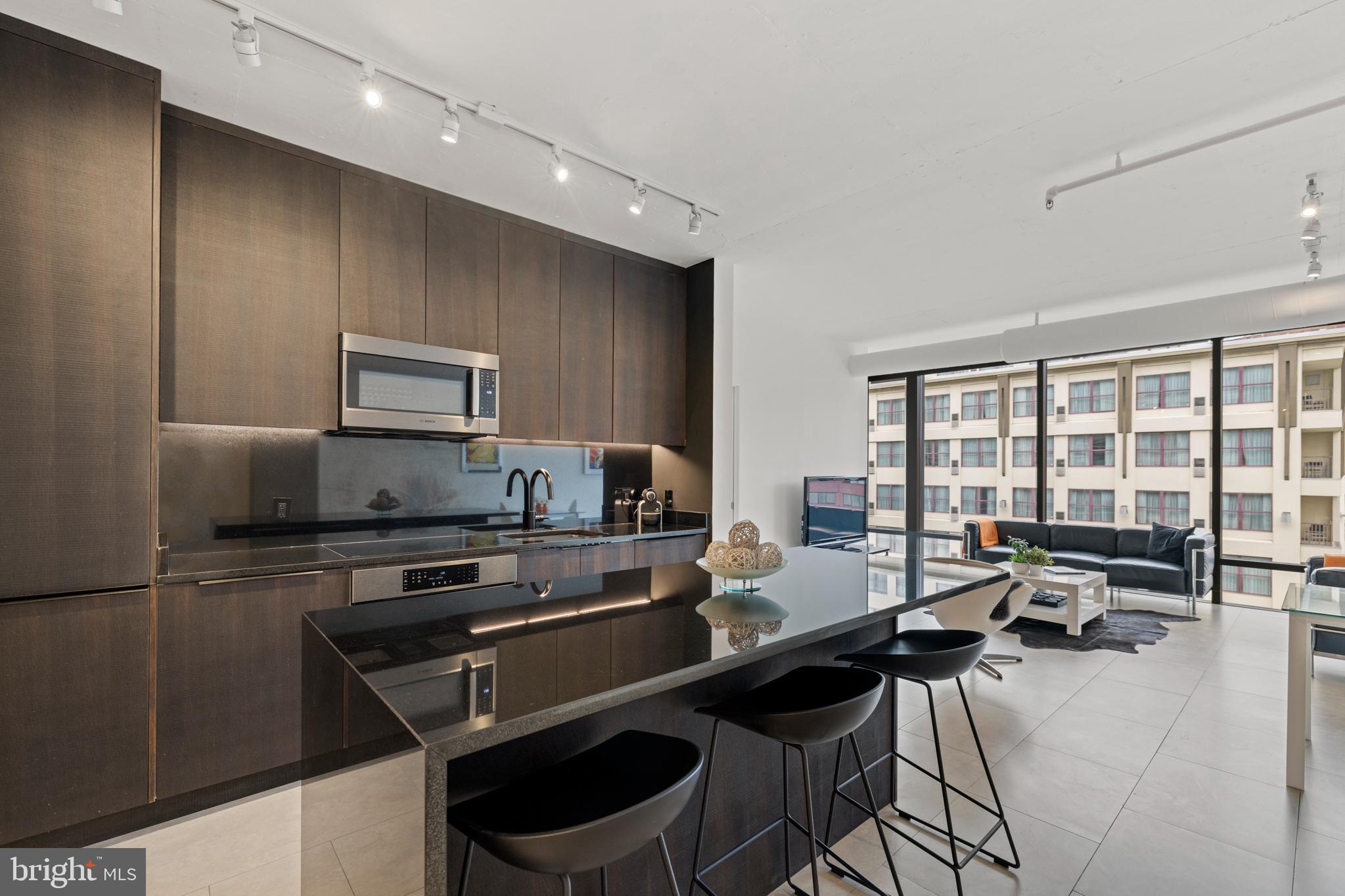 1133 14th Street Northwest, Unit 904 Washington, DC 20005 - Photo 4 of 31