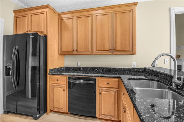 $569,000 | 1997 Coopers Point Drive Northeast, Townsend, GA 31331