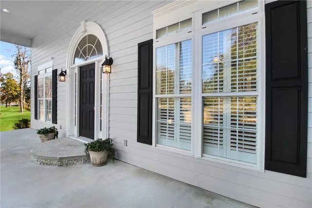 $569,000 | 1997 Coopers Point Drive Northeast, Townsend, GA 31331