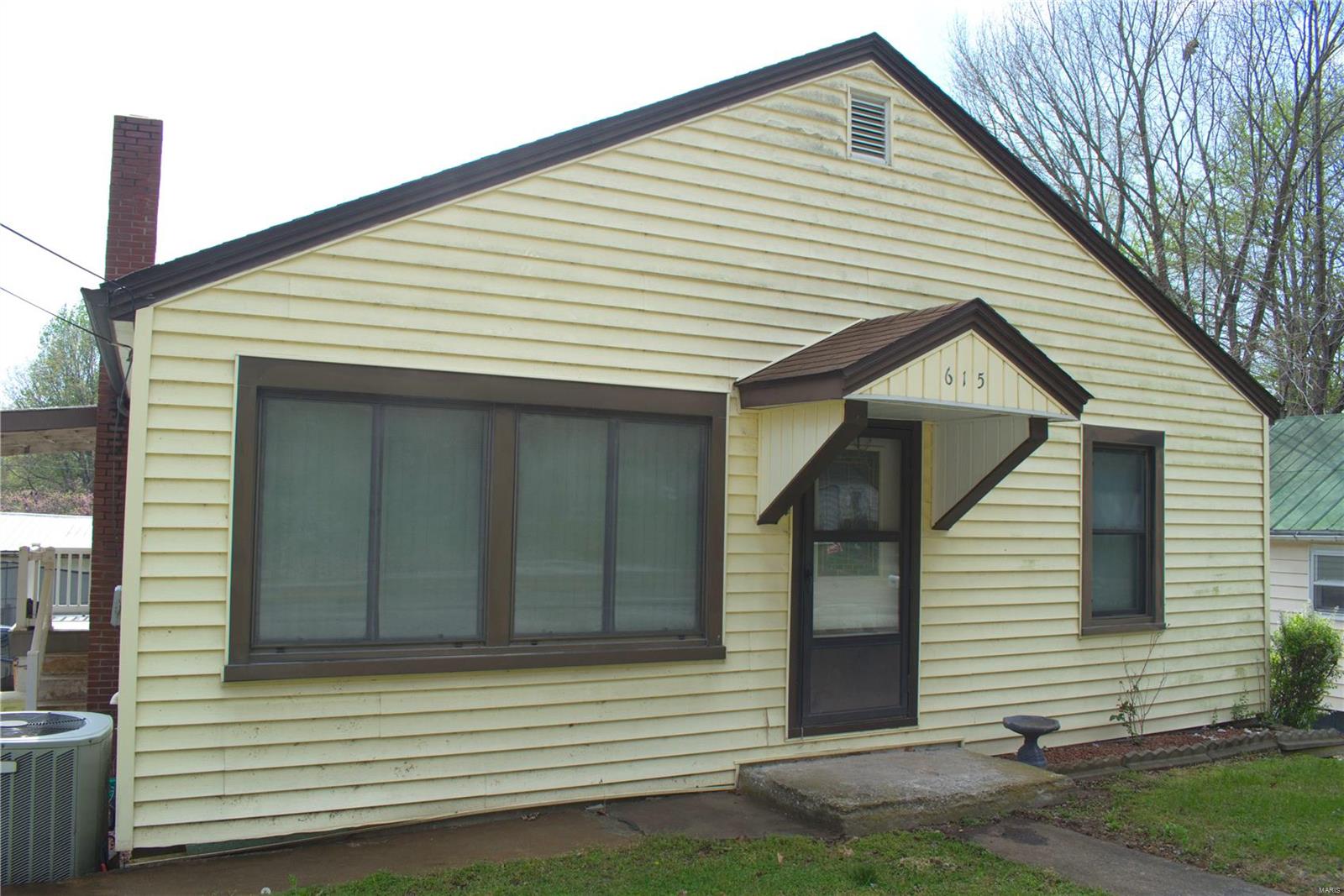 615 Bluff Road Prairie du Rocher, IL 62277 - Photo 2 of 35