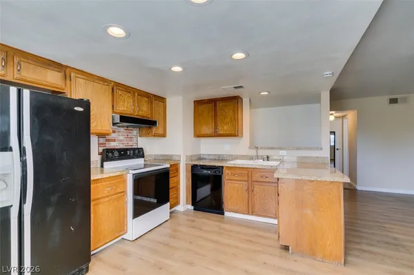 $1,315 | 1604 Justin Place, Henderson, NV 89011