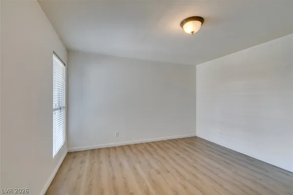 $1,315 | 1604 Justin Place, Henderson, NV 89011