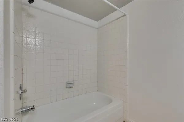 $1,315 | 1604 Justin Place, Henderson, NV 89011
