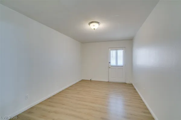 $1,315 | 1604 Justin Place, Henderson, NV 89011