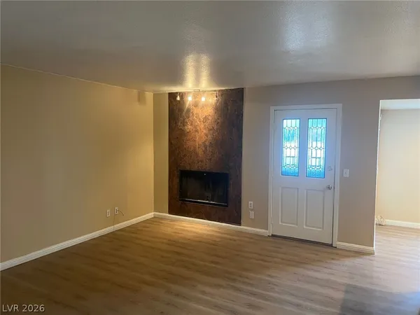 $1,315 | 1604 Justin Place, Henderson, NV 89011