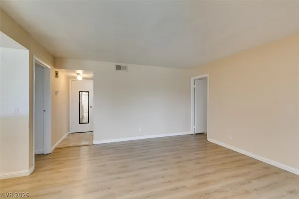 $1,315 | 1604 Justin Place, Henderson, NV 89011