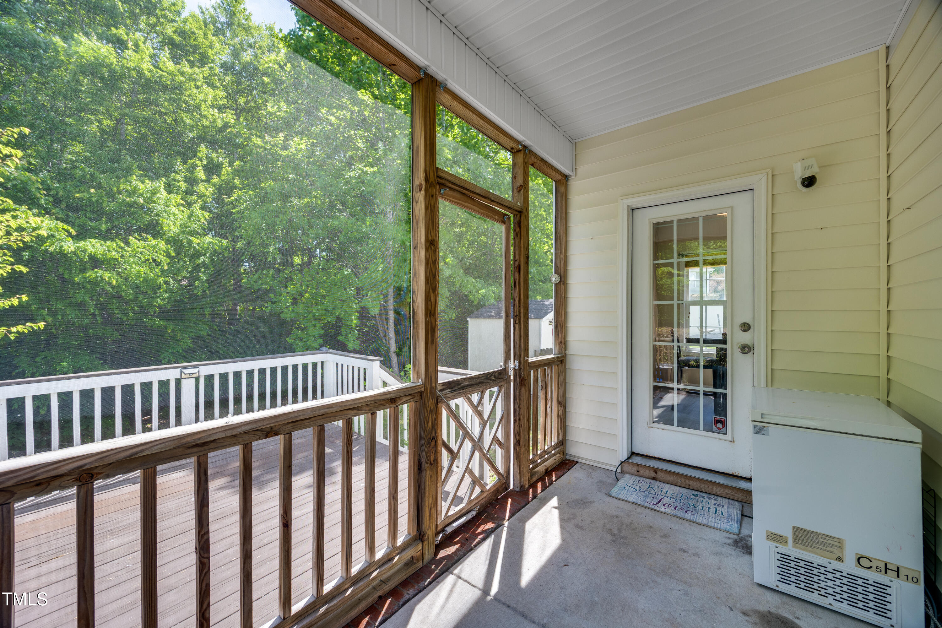 5865 Forest Point Road Raleigh, NC 27610 - Photo 29 of 37 Screened in porch