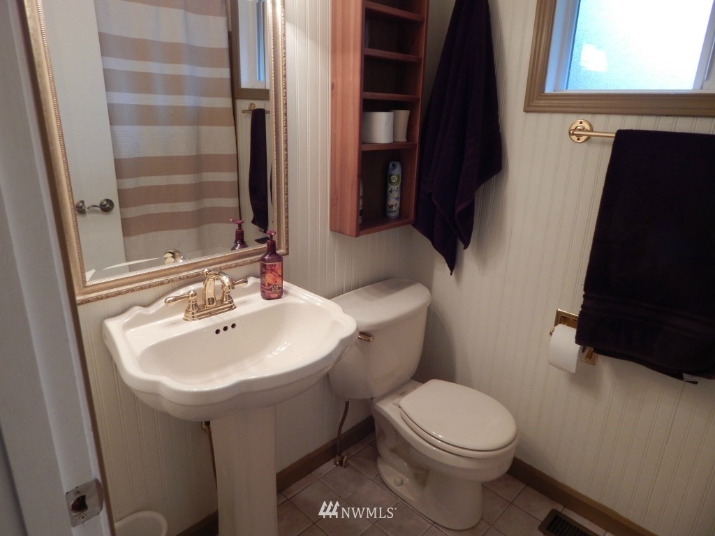 20411 96th Avenue Northeast Bothell, WA 98011 - Photo 18 of 25