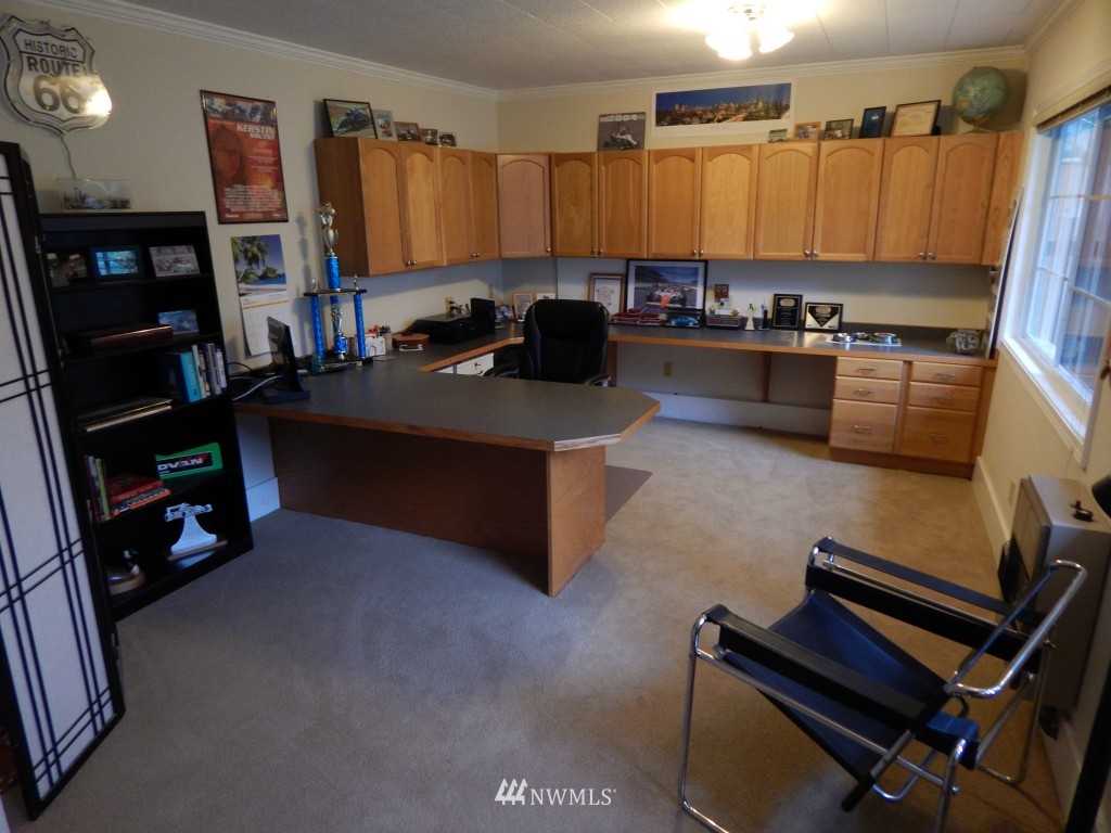 20411 96th Avenue Northeast Bothell, WA 98011 - Photo 19 of 25