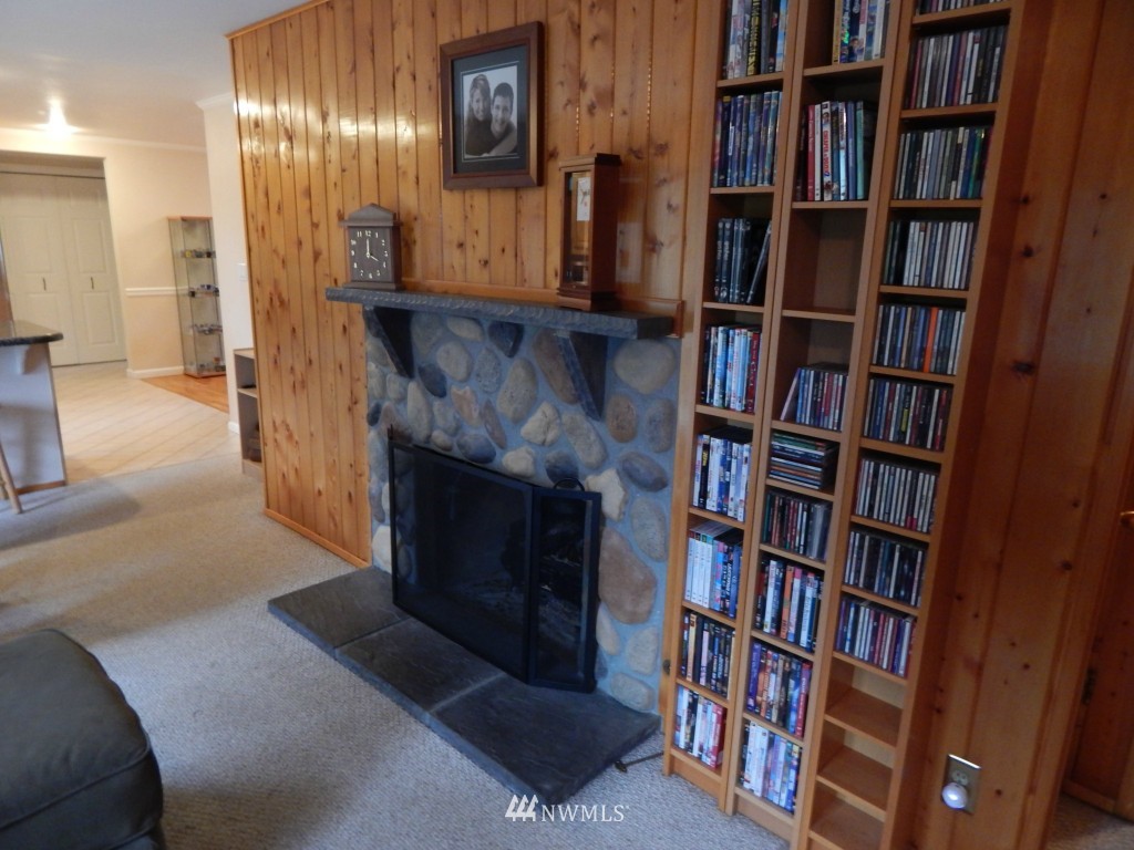 20411 96th Avenue Northeast Bothell, WA 98011 - Photo 9 of 25