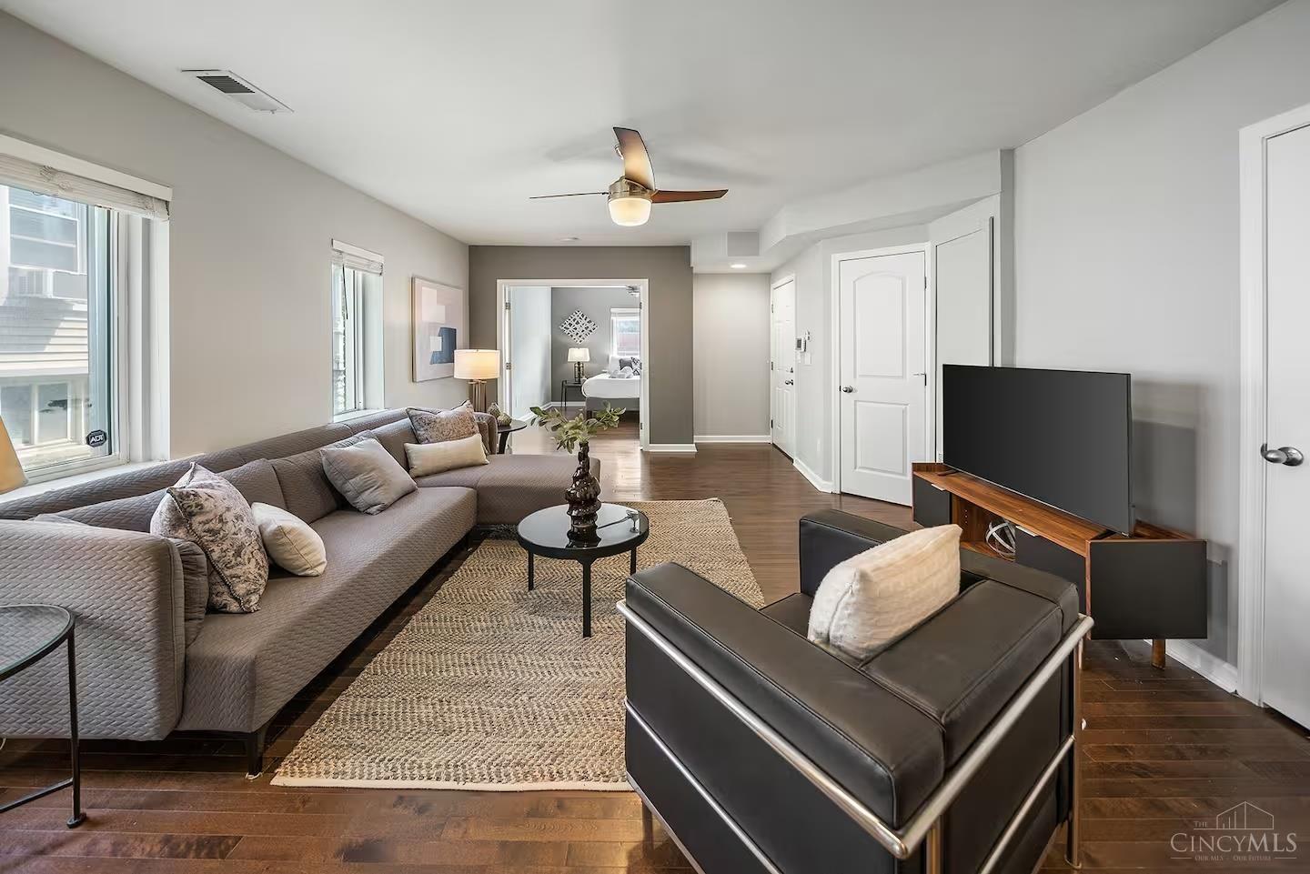 2201 Reading Road, Unit 1 Cincinnati, OH 45219 - Photo 14 of 46 Gallery Image 14