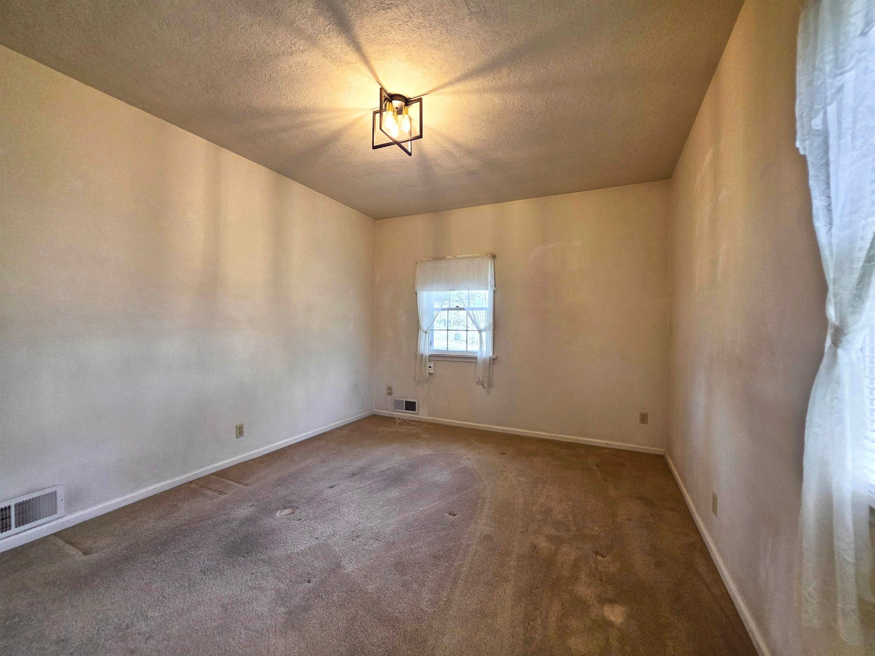 3991 Hawthorne Road Pocatello, ID 83201 - Photo 15 of 41 Gallery Image 15