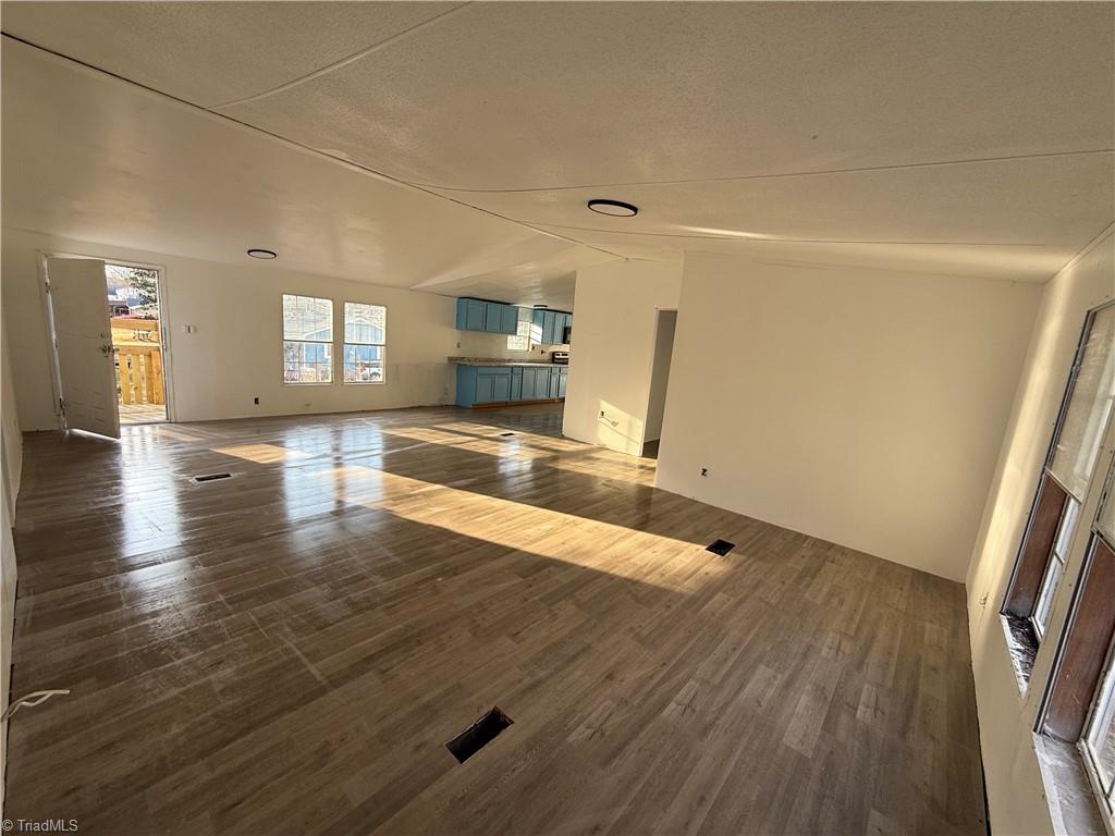 620 Frank Fleer Road Lexington, NC 27292 - Photo 5 of 18