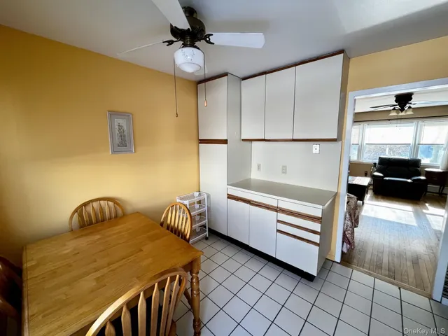 $189,000 | 105 Finch Lane, Unit 1B, Islip, NY 11751