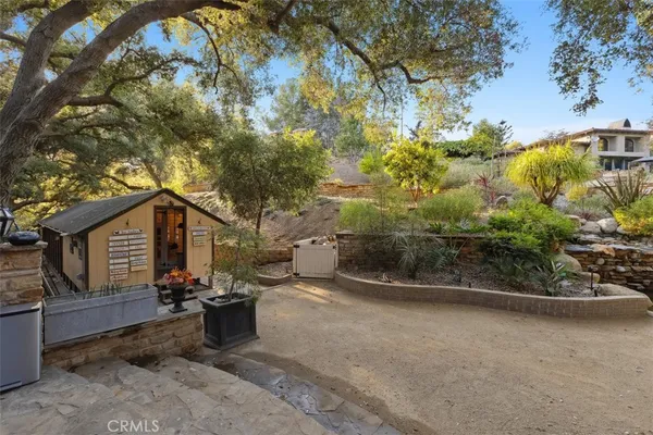 $4,995,000 | 2040 McKain Street, Calabasas, CA 91302