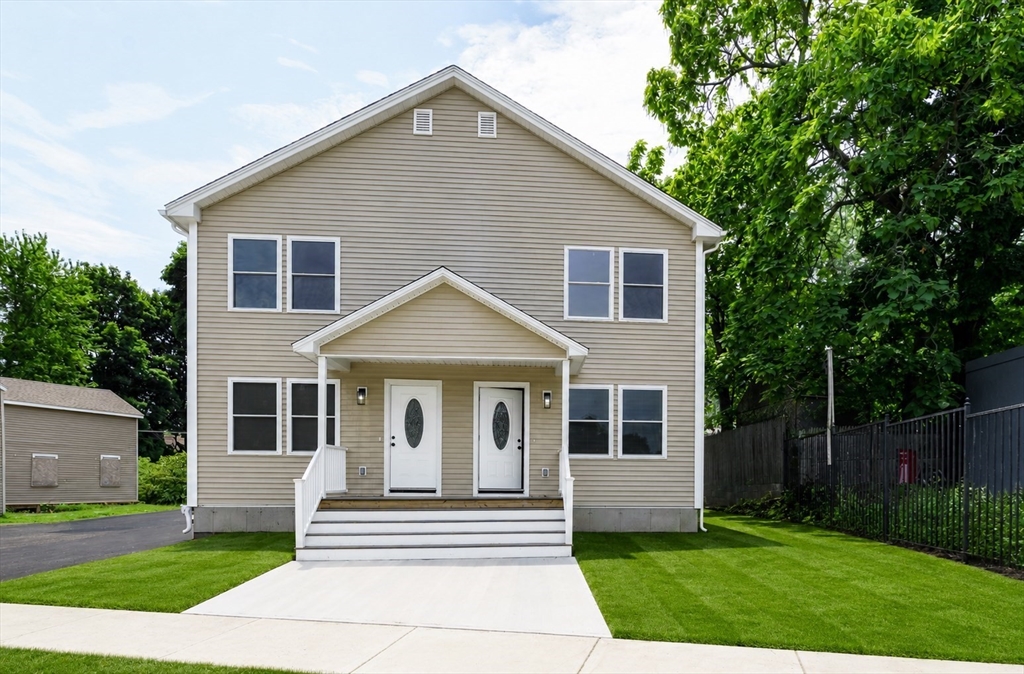 144-146 Magazine Street Springfield, MA 01109 - Photo 2 of 21 Gallery Image 2