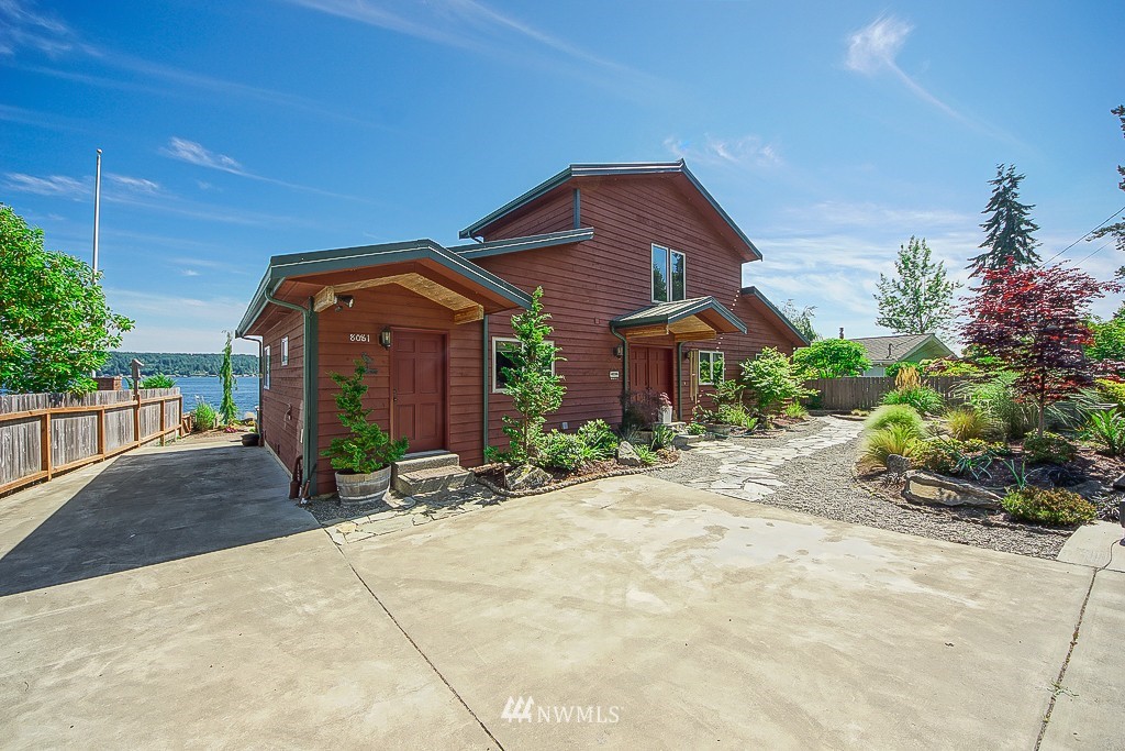 8081 Northeast North Shore Road Belfair, WA 98528 - Photo 3 of 25 Gallery Image 3