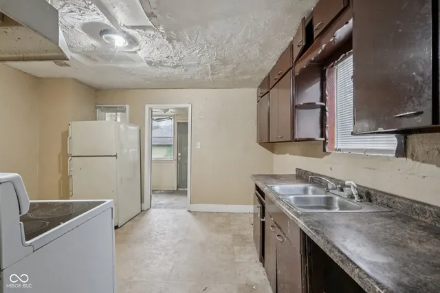 $115,000 | 404 North Grant Avenue, Indianapolis, IN 46201