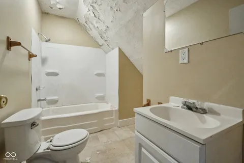 $115,000 | 404 North Grant Avenue, Indianapolis, IN 46201