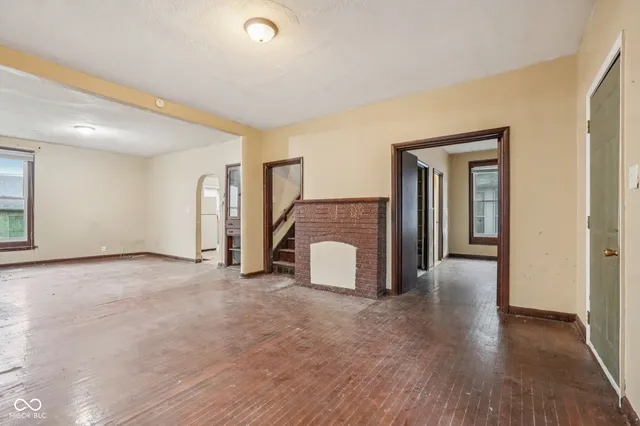 $115,000 | 404 North Grant Avenue, Indianapolis, IN 46201