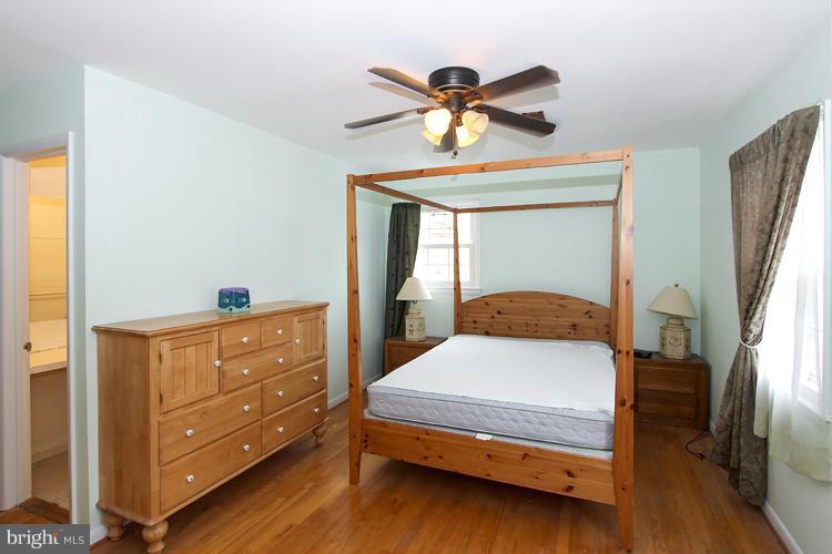 9021 Glenville Road Silver Spring, MD 20901 - Photo 17 of 25 Bedroom
