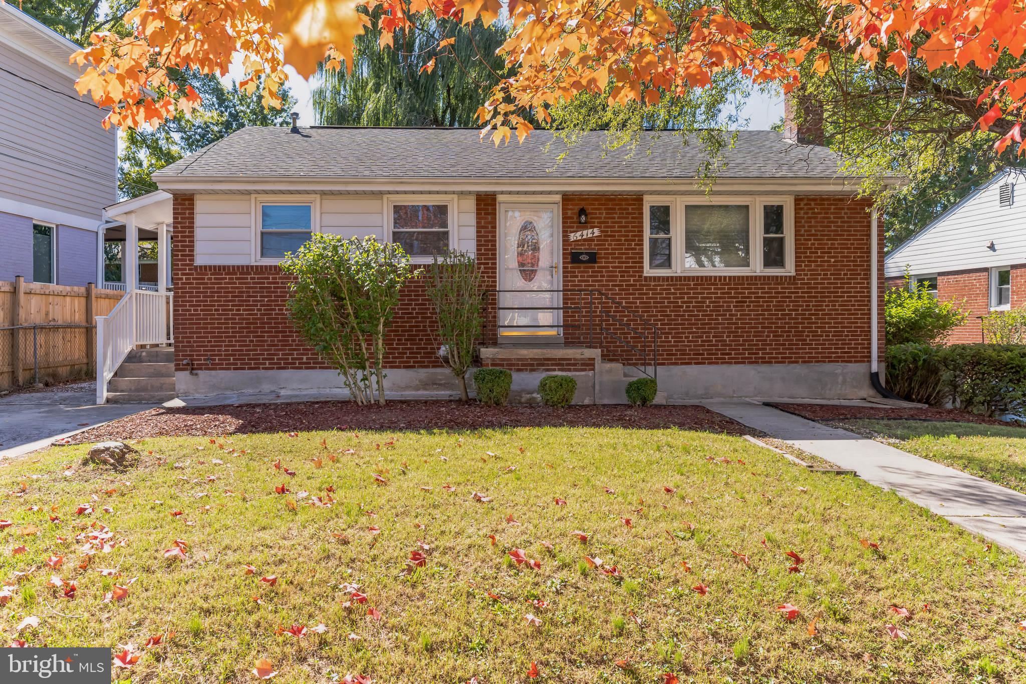 6414 Winnepeg Road Bethesda, MD 20817 - Photo 2 of 20