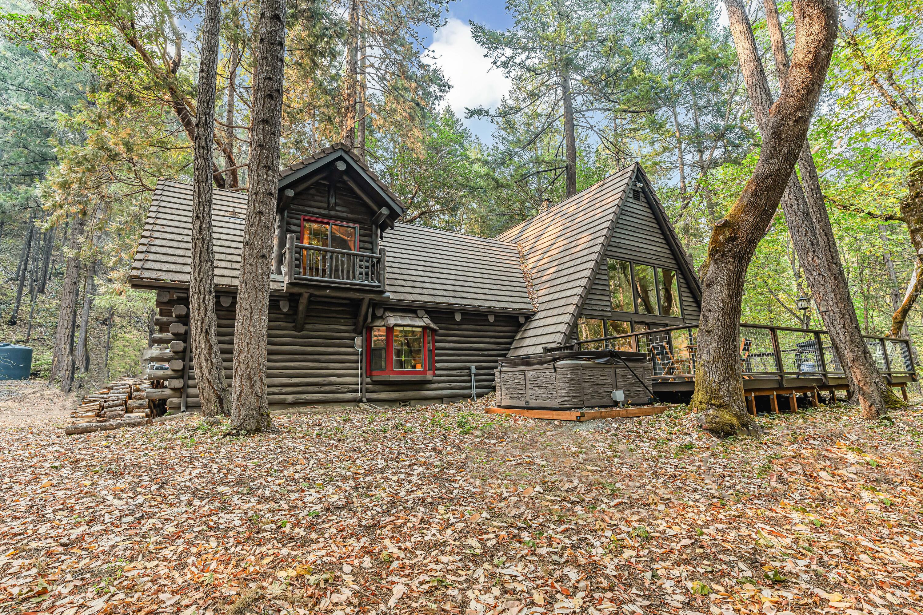 3435 Wards Creek Road Rogue River, OR 97537 - Photo 2 of 61 2