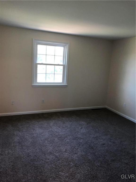 947 Barnside Road Allentown, PA 18103 - Photo 11 of 13 Gallery Image 11