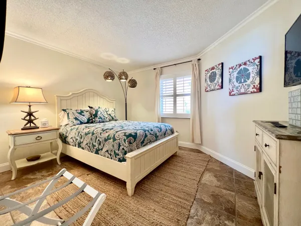 $5,500 | 3870 North Hwy A1A, Unit 304, Hutchinson Island, FL 34949