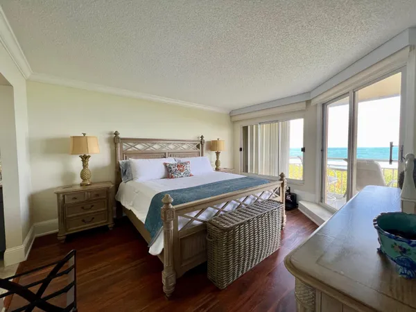 $5,500 | 3870 North Hwy A1A, Unit 304, Hutchinson Island, FL 34949
