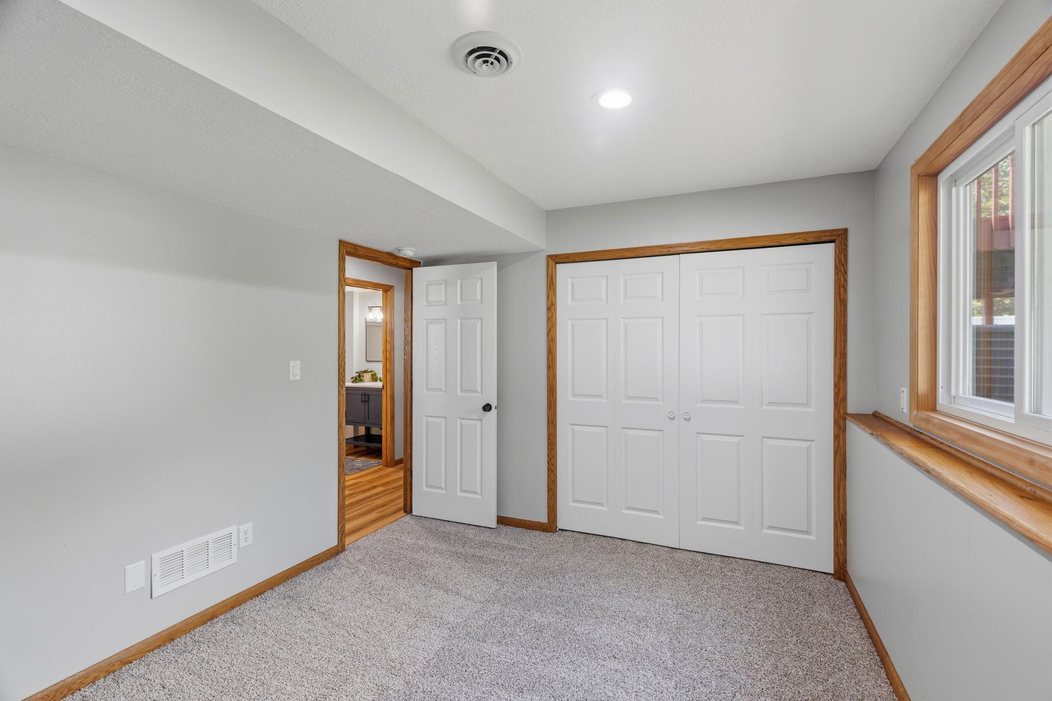 5809 126th Street West Apple Valley, MN 55124 - Photo 15 of 16