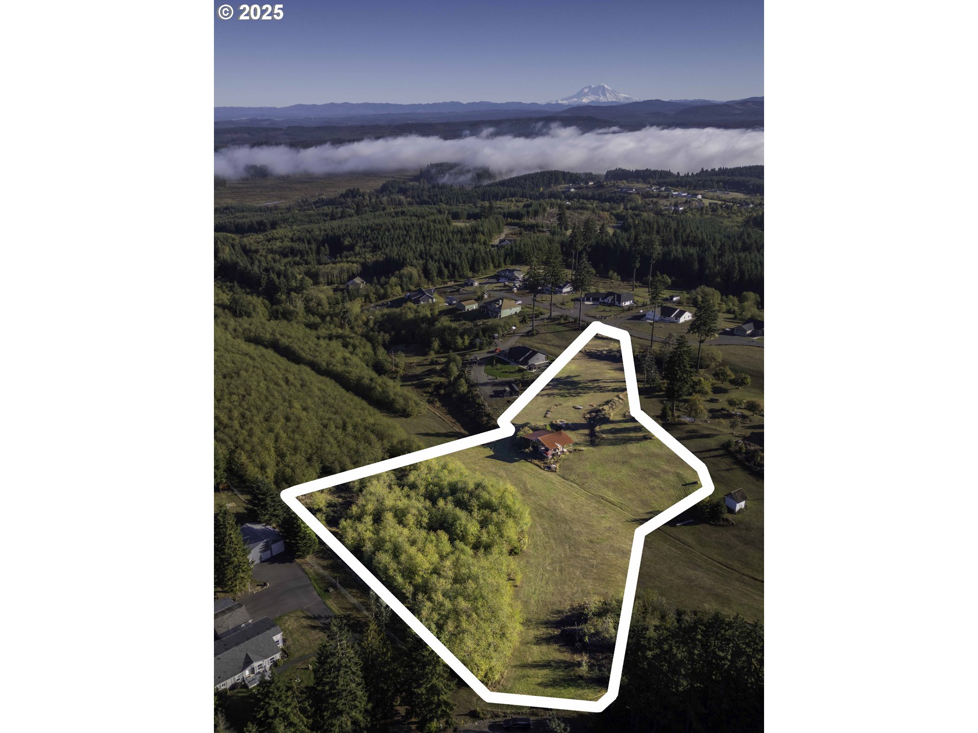 1480 South Silver Lake Road Castle Rock, WA 98611 - Photo 2 of 9 a view of balcony