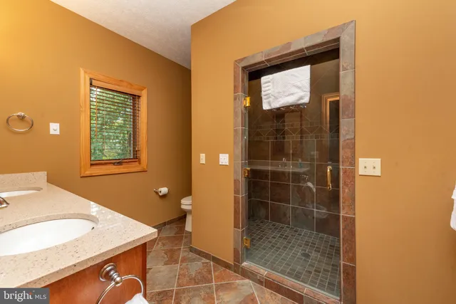 $1,439,000 | 165 Parkside N Court, McHenry, MD 21541