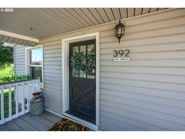 $895,000 | 392 Del Fatti Lane, Klamath Falls, OR 97603