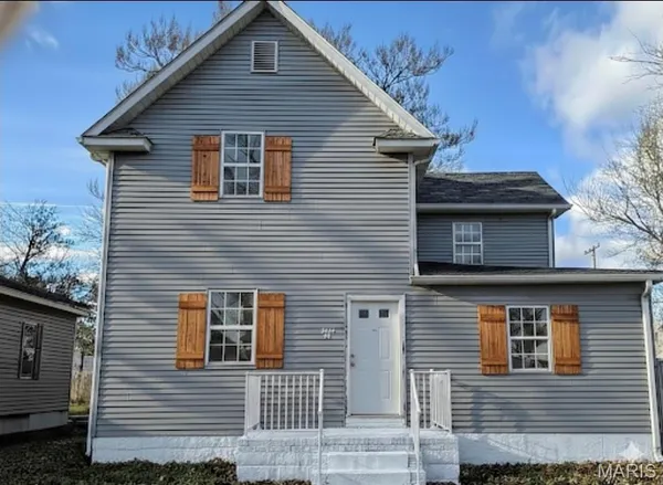 $175,000 | 2225 Iowa Street, Granite City, IL 62040