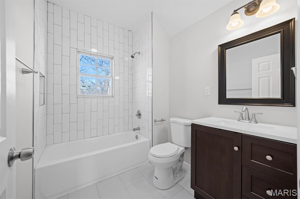 2225 Iowa Street Granite City, IL 62040 - Photo 19 of 34