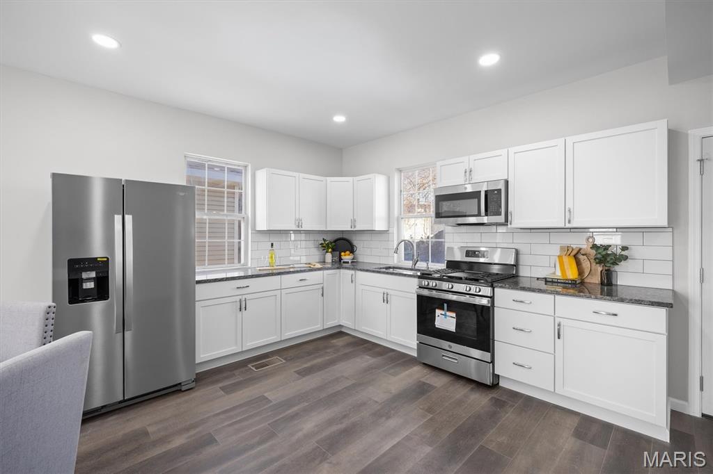 2225 Iowa Street Granite City, IL 62040 - Photo 9 of 34