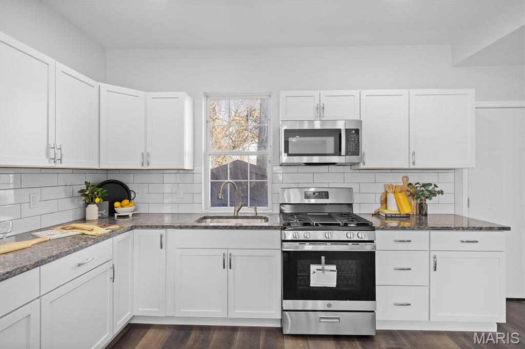 2225 Iowa Street Granite City, IL 62040 - Photo 10 of 34