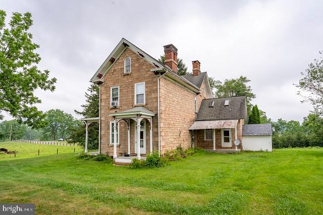 261 Hopeland Road Lititz, PA 17543 - Photo 17 of 34
