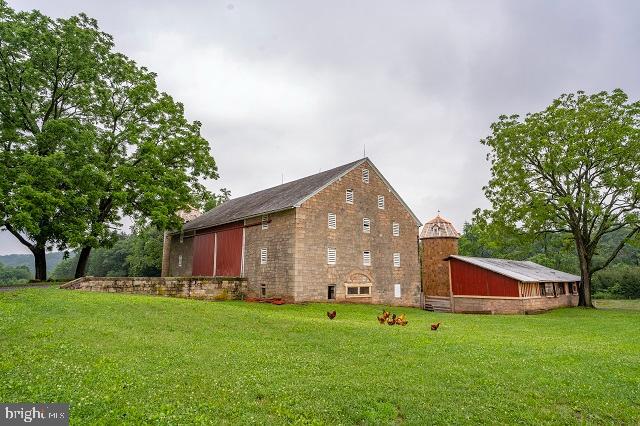 261 Hopeland Road Lititz, PA 17543 - Photo 26 of 34