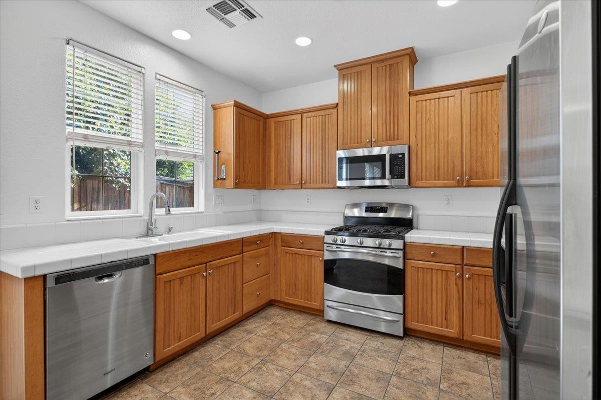 8375 Oliva Road, Unit 174 Roseville, CA 95678 - Photo 8 of 25