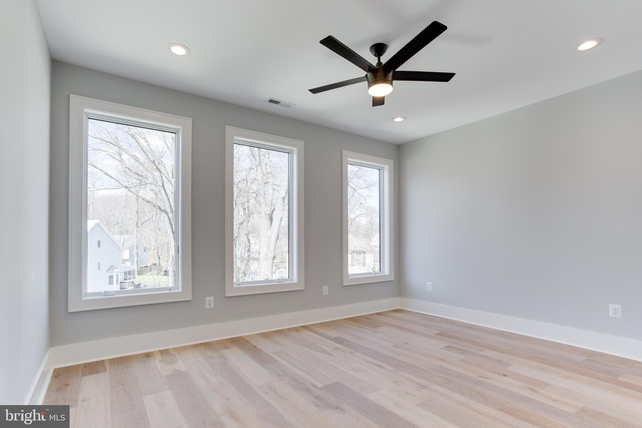 935 Williams Street Edgewater, MD 21037 - Photo 15 of 23 Bedroom #2