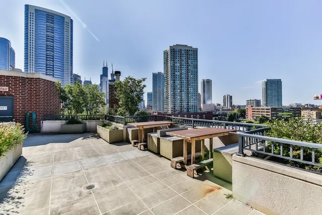 $3,200 | 600 North Kingsbury Street, Unit 1212, Chicago, IL 60654