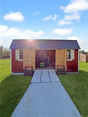 $325,000 | 545 Delia Drive, Leesville, LA 71446