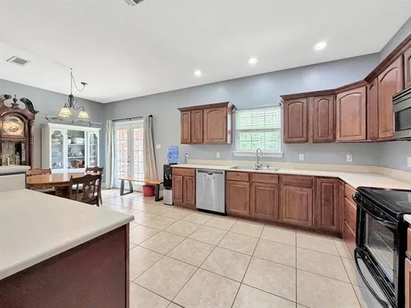 $325,000 | 545 Delia Drive, Leesville, LA 71446